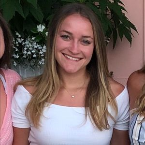 Meet your Posher, Renee